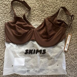 SKIMS Chocolate Underwire Bra